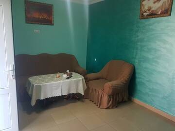 Фото номера Люкс с кроватью размера &quot;queen-size&quot; Отель Ralina Restaurant and Hotel г. Село Арарат 4